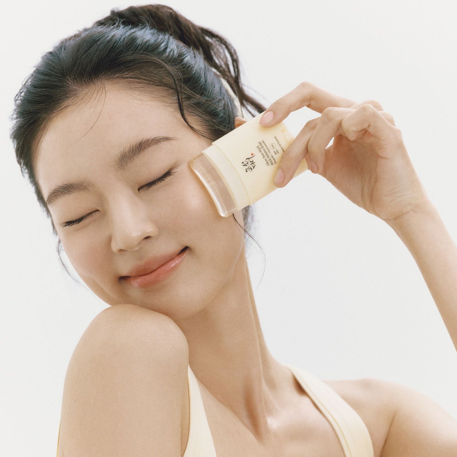 What If Reapplying SPF Was the Best Part of Your Day?